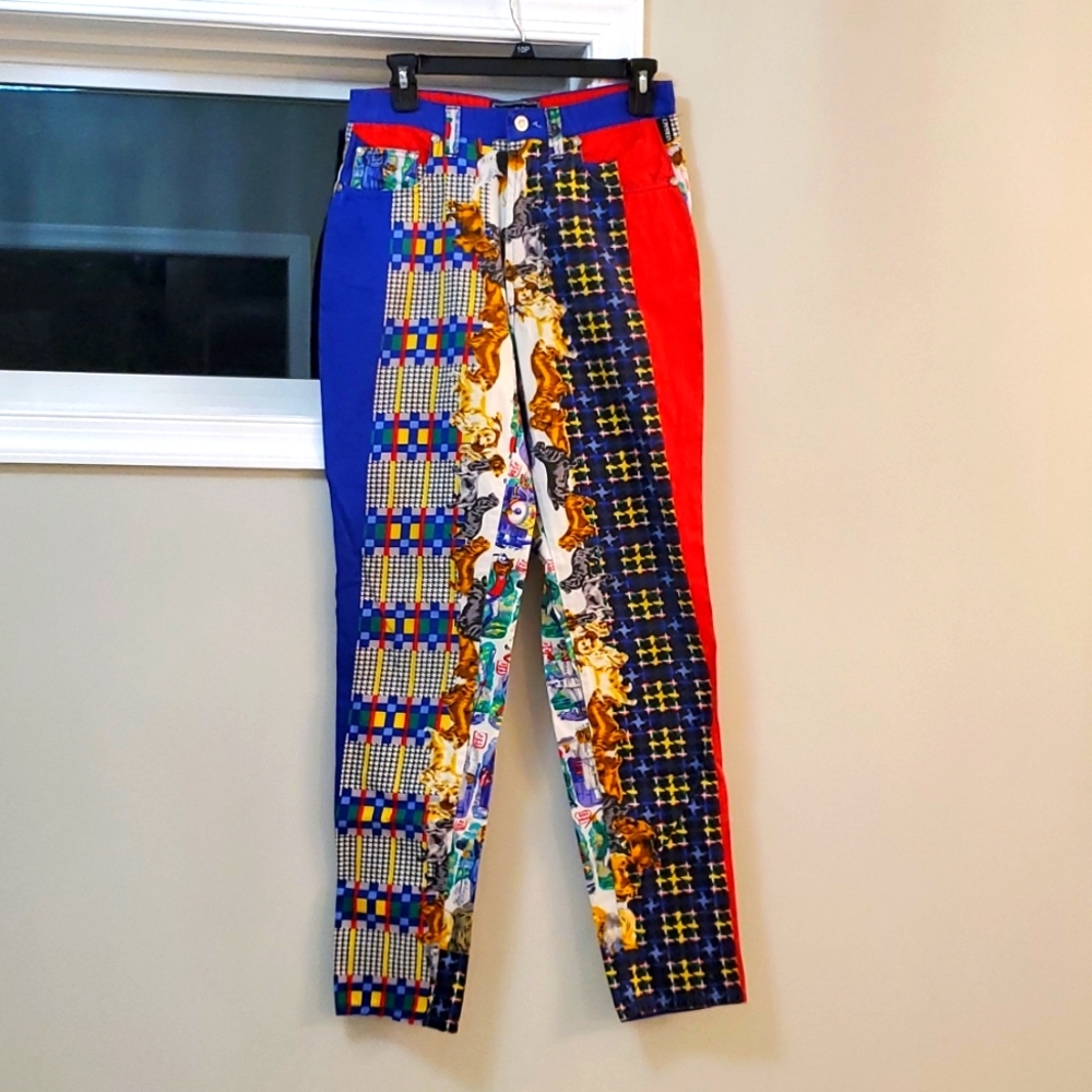 Versace Couture Houndstooth Plaid Dressed Dogs Novelty Print Jeans - Size 8/10